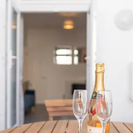 Highfield House - 1 Bed-Sleeps 2-Tjs20Hh Apartment Ilfracombe Exterior photo