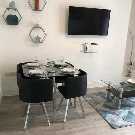 Highfield House - 1 Bed-Sleeps 2-Tjs20Hh Apartment Ilfracombe Exterior photo