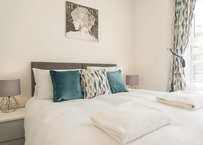 Highfield House - 1 Bed-Sleeps 2-Tjs20Hh