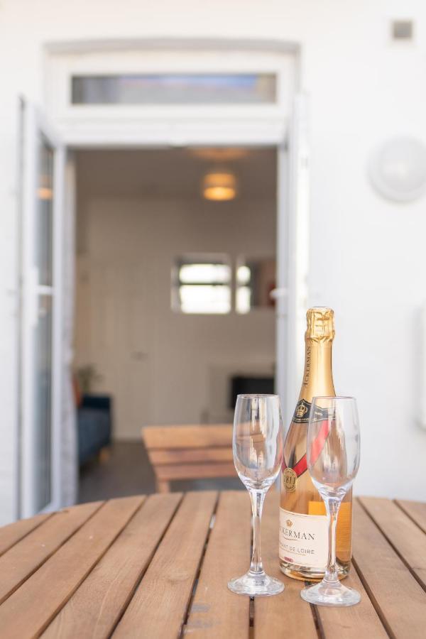 Highfield House - 1 Bed-sleeps 2-tjs20hh *