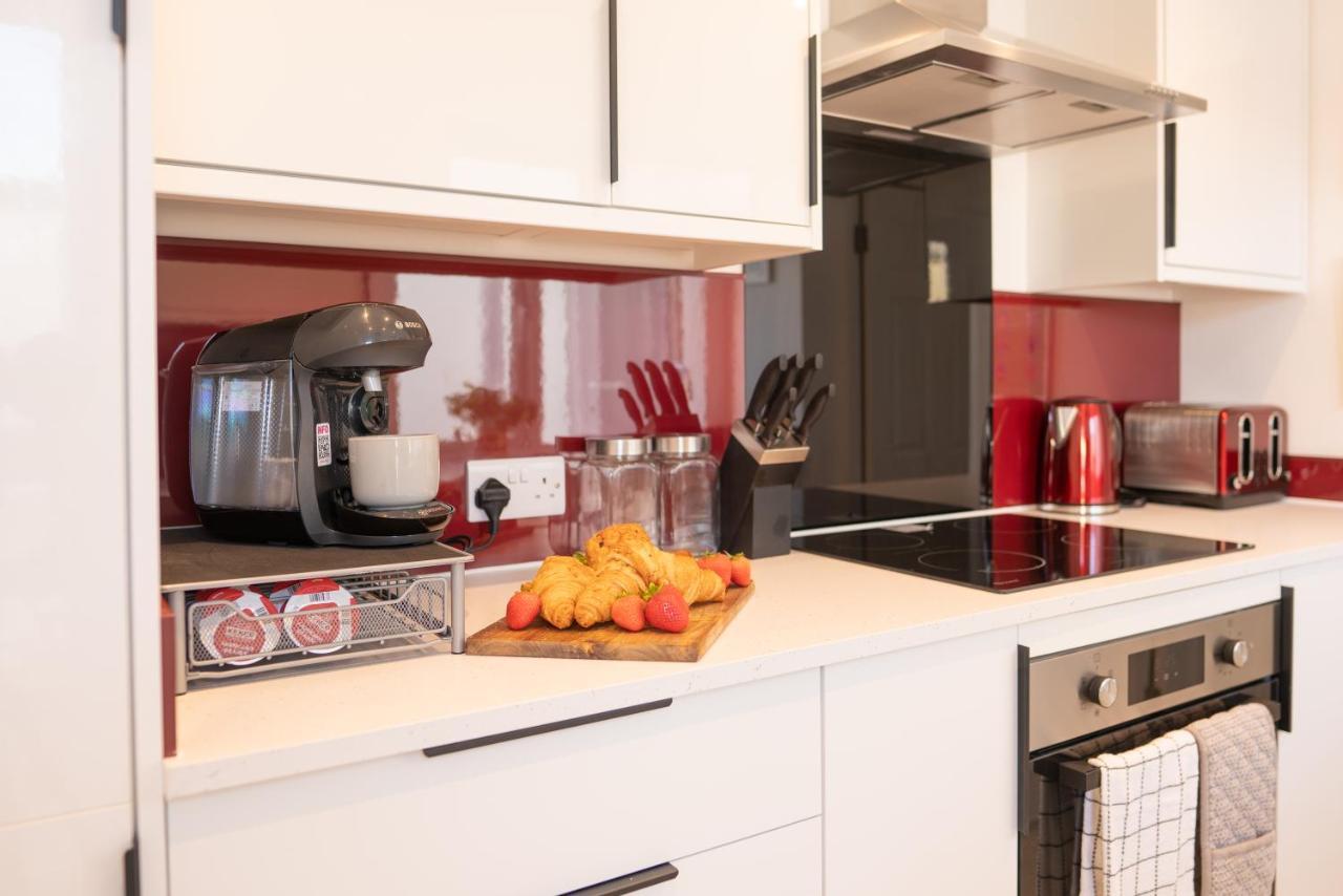 Highfield House - 1 Bed-sleeps 2-tjs20hh *
