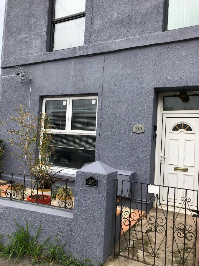 Highfield House - 1 Bed-sleeps 2-tjs20hh * Ilfracombe
